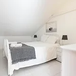 2br Near Ναζαρέ